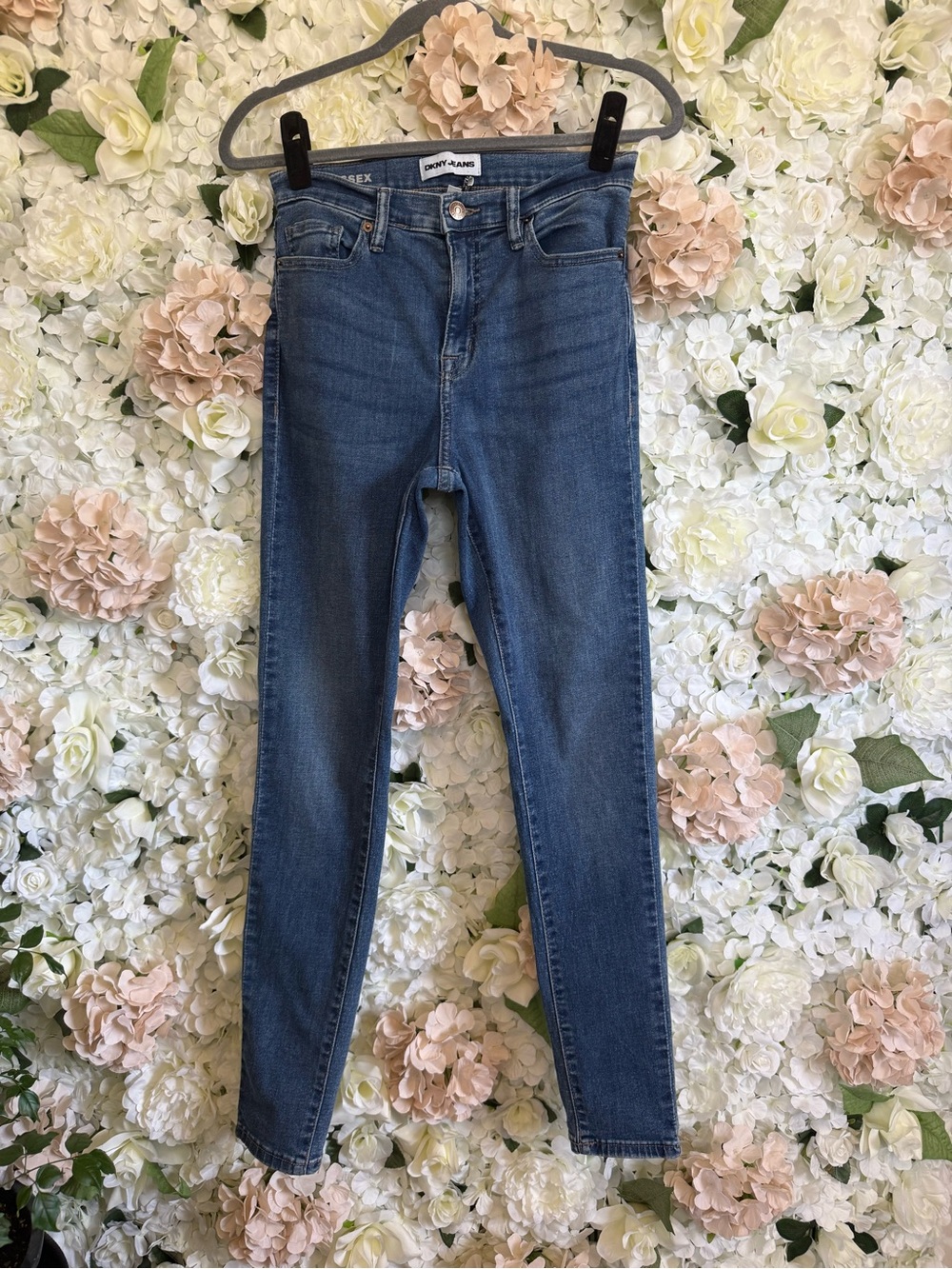 DKNYC Skinny Jeans in Medium Blue Wash